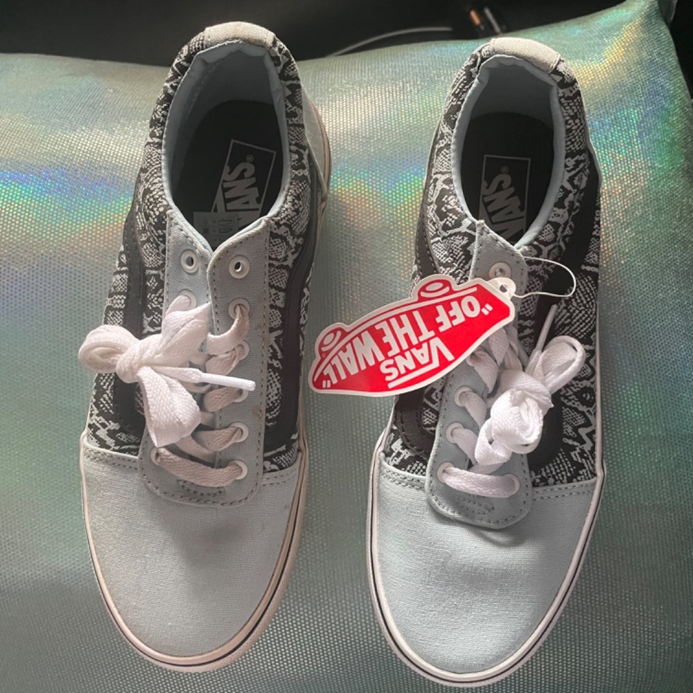 NWT Vans - Picture 8 of 8